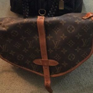 Vintage Louie citation handbag